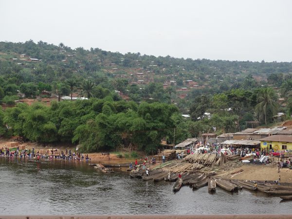 02 Arrival at Kikwit by N1 road, 400 km east of Kinshasa